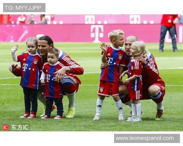 足球明星背后的家族故事揭示了他们成功的秘密与家庭背景的深远影响